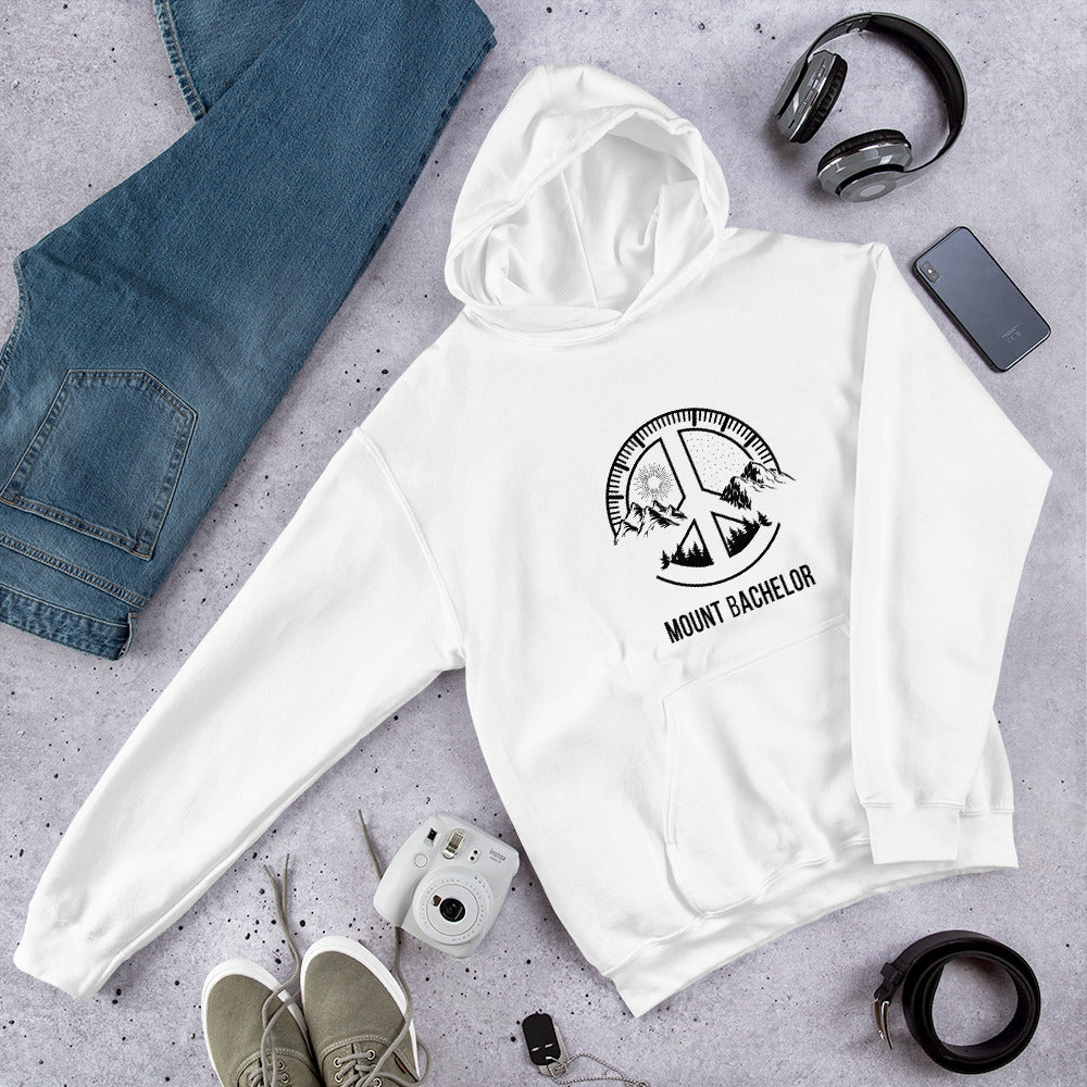 Cool Mount Bachelor Oregon Outdoors Fan Nature Lover Ski Unisex Hoodie Top Sweatshirt