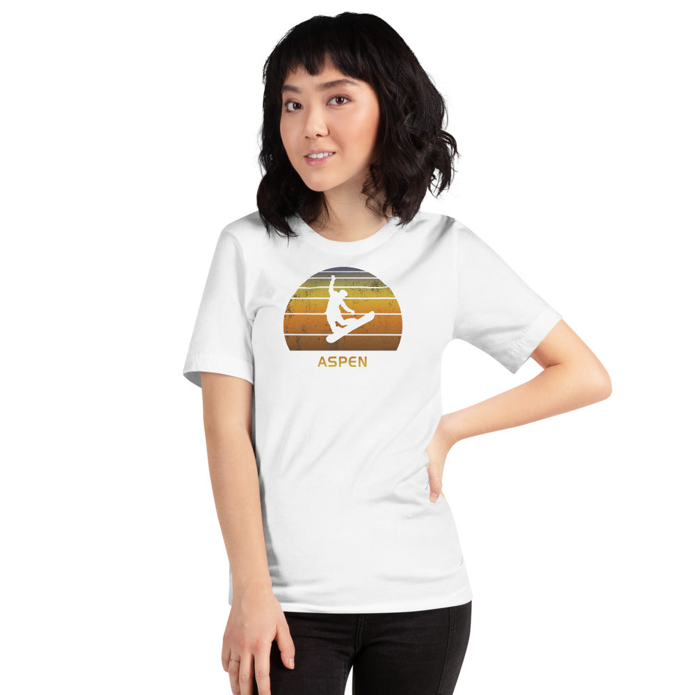 Retro Aspen Colorado Snowboarding Fan Unisex T-Shirt