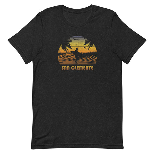 Retro San Clemente California Surfing Fan Surfer Beach Sunset Souvenir Unisex T-Shirt
