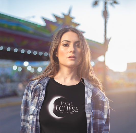 Total Eclipse April 8 2024 Memento Souvenir Unisex T-Shirt