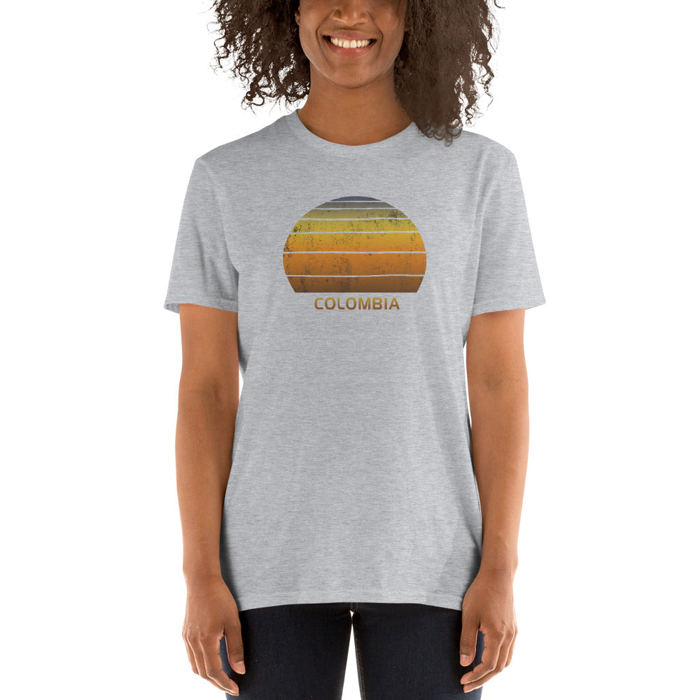 Retro Colombia Sunset  Vacation Souvenir   Vintage Sunrise Unisex T-Shirt