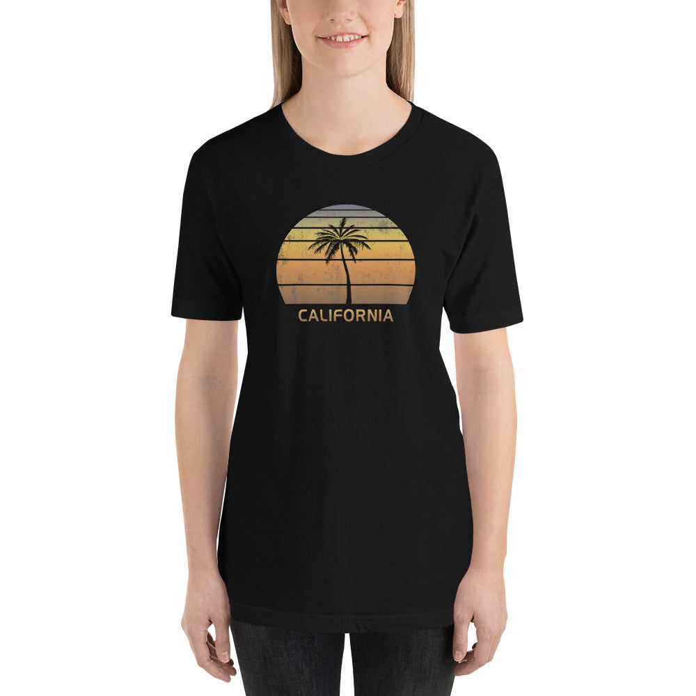 Vintage California Beach Vacation Souvenir Sunset Unisex T-Shirt