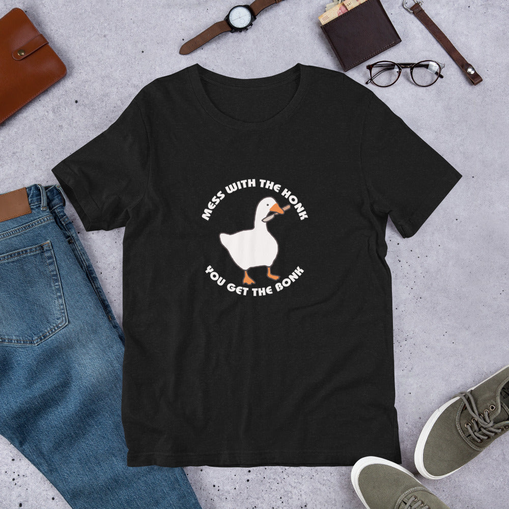 Untitled Goose Funny Honk Bonk Slogan Gamer Video Game Fan Unisex T-Shirt