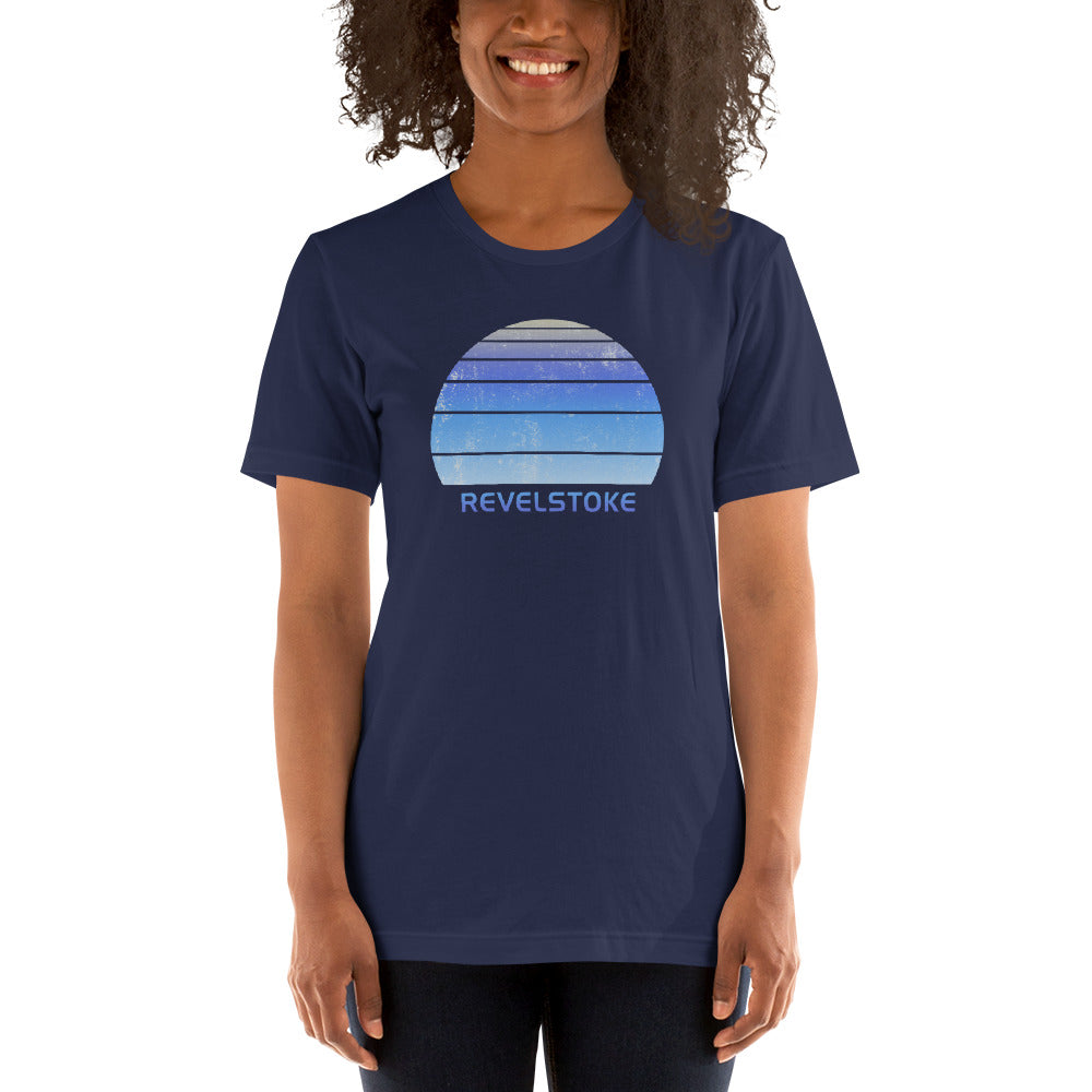 Retro Revelstoke Canada Ski Skiing Fan Unisex T-Shirt