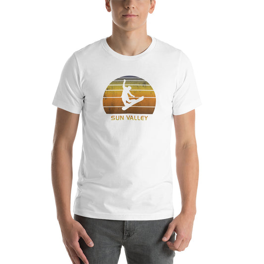 Retro Sun Valley Idaho Snowboarding Fan Unisex T-Shirt